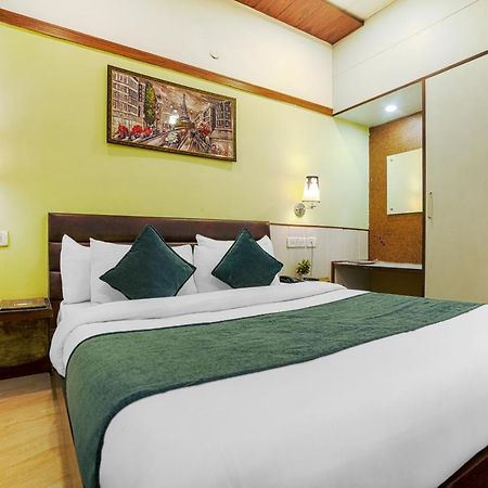 Hotel Seven- Center Of City Chandīgarh Eksteriør billede